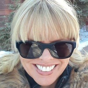 Meet your Posher, Lexa